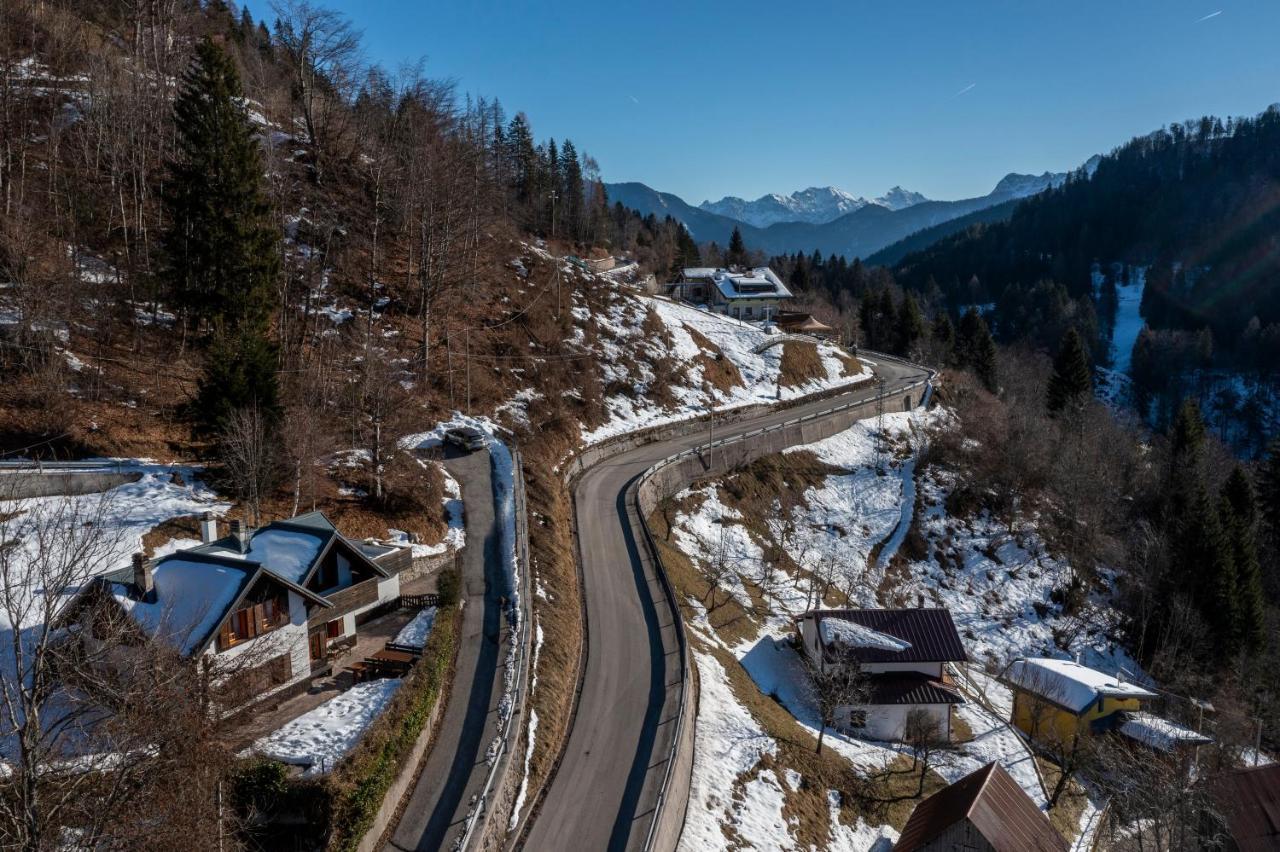 Ligosullo Panoramic House Carnia - Mountain View Apt With Parking And Terracesヴィラ エクステリア 写真