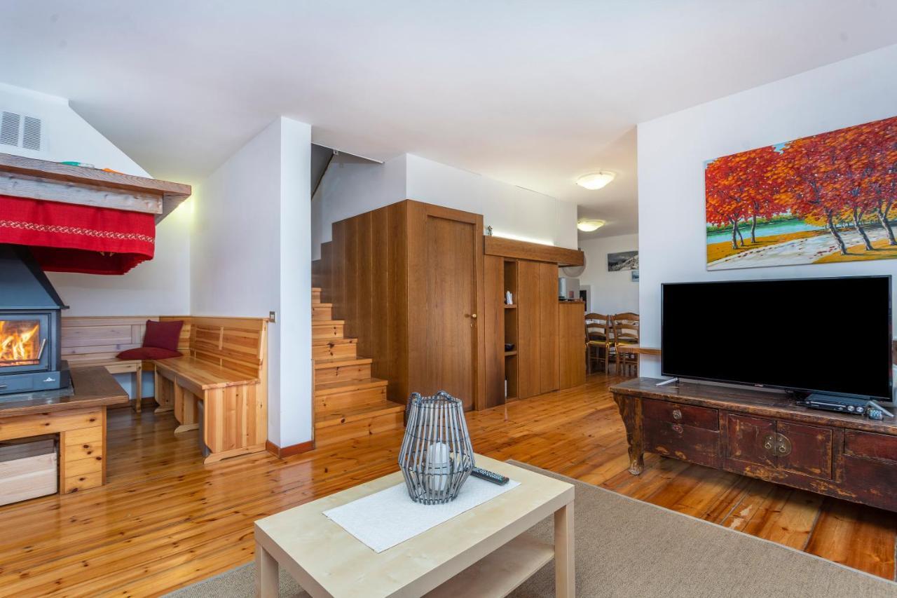 Ligosullo Panoramic House Carnia - Mountain View Apt With Parking And Terracesヴィラ エクステリア 写真